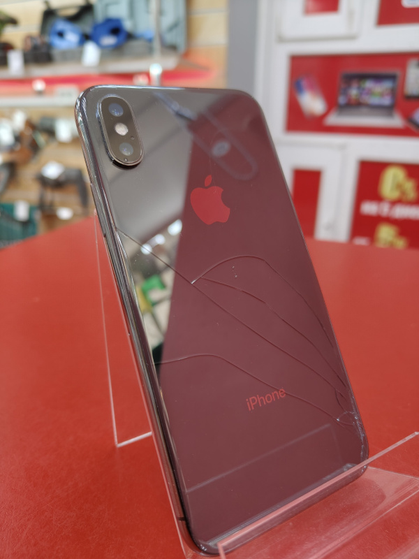 Мобильный телефон Apple iPhone X