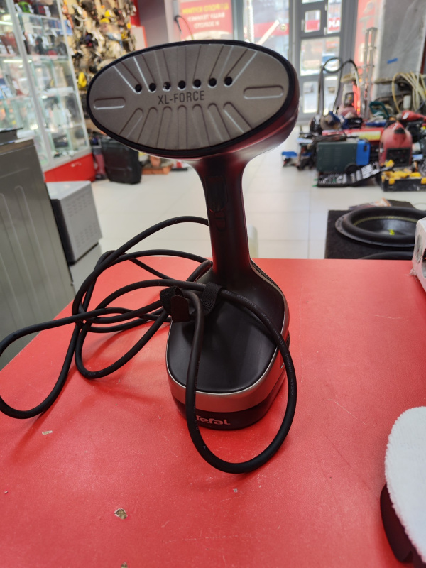 Отпариватель Tefal Access Steam Force DT8250E1