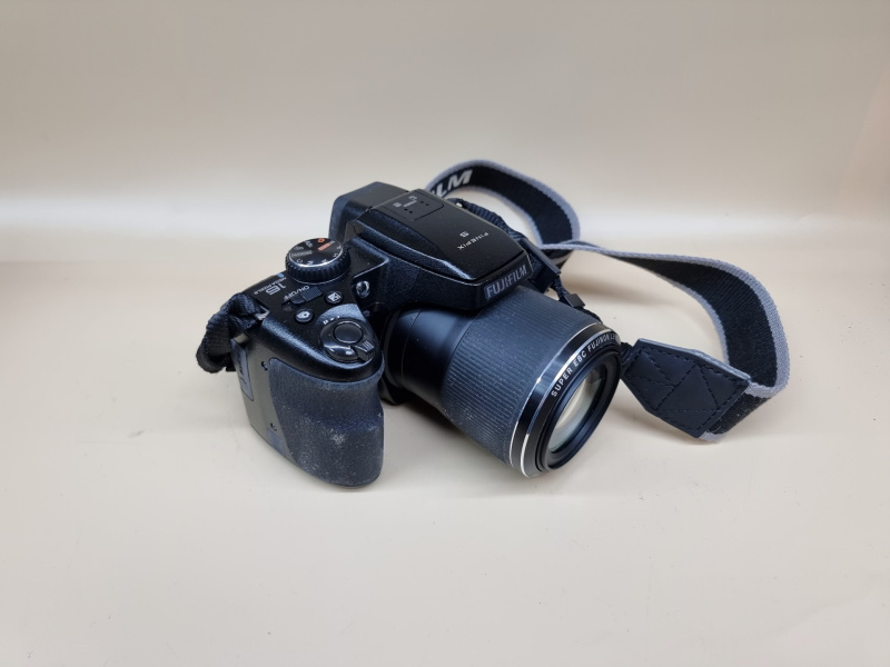 Фотоаппарат Fujifilm FINEPIX S9800