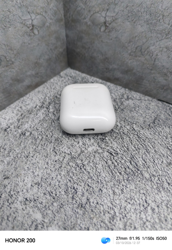Наушники Apple airpods