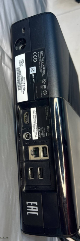 Игровая приставка Xbox 360