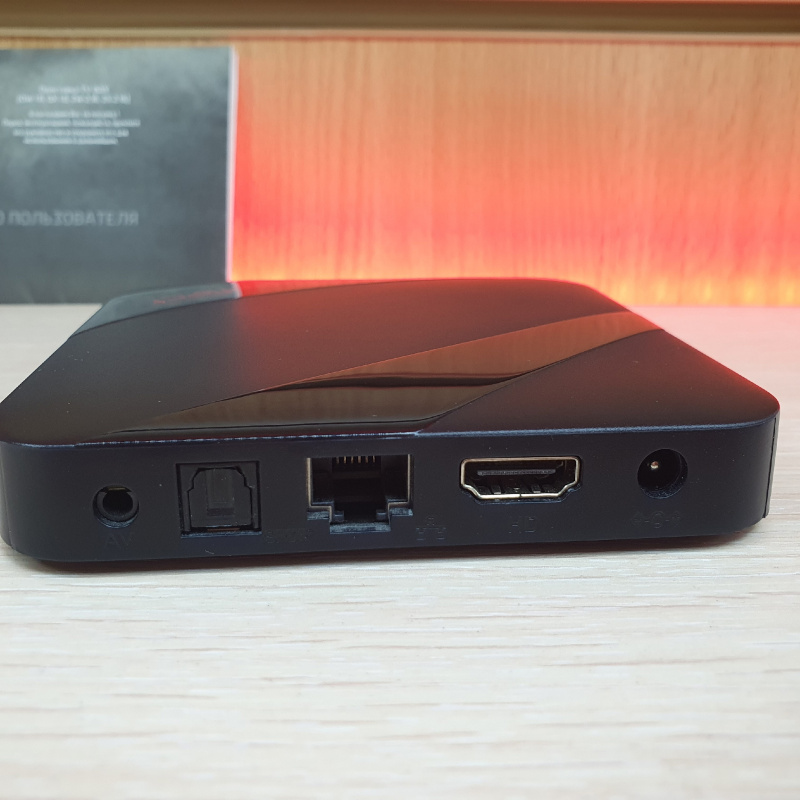 Приставка  Smart TV reflect zw 2.16