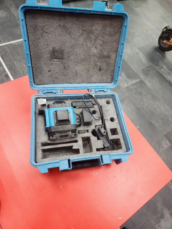 Зарядное устройство  Makita mrg 16